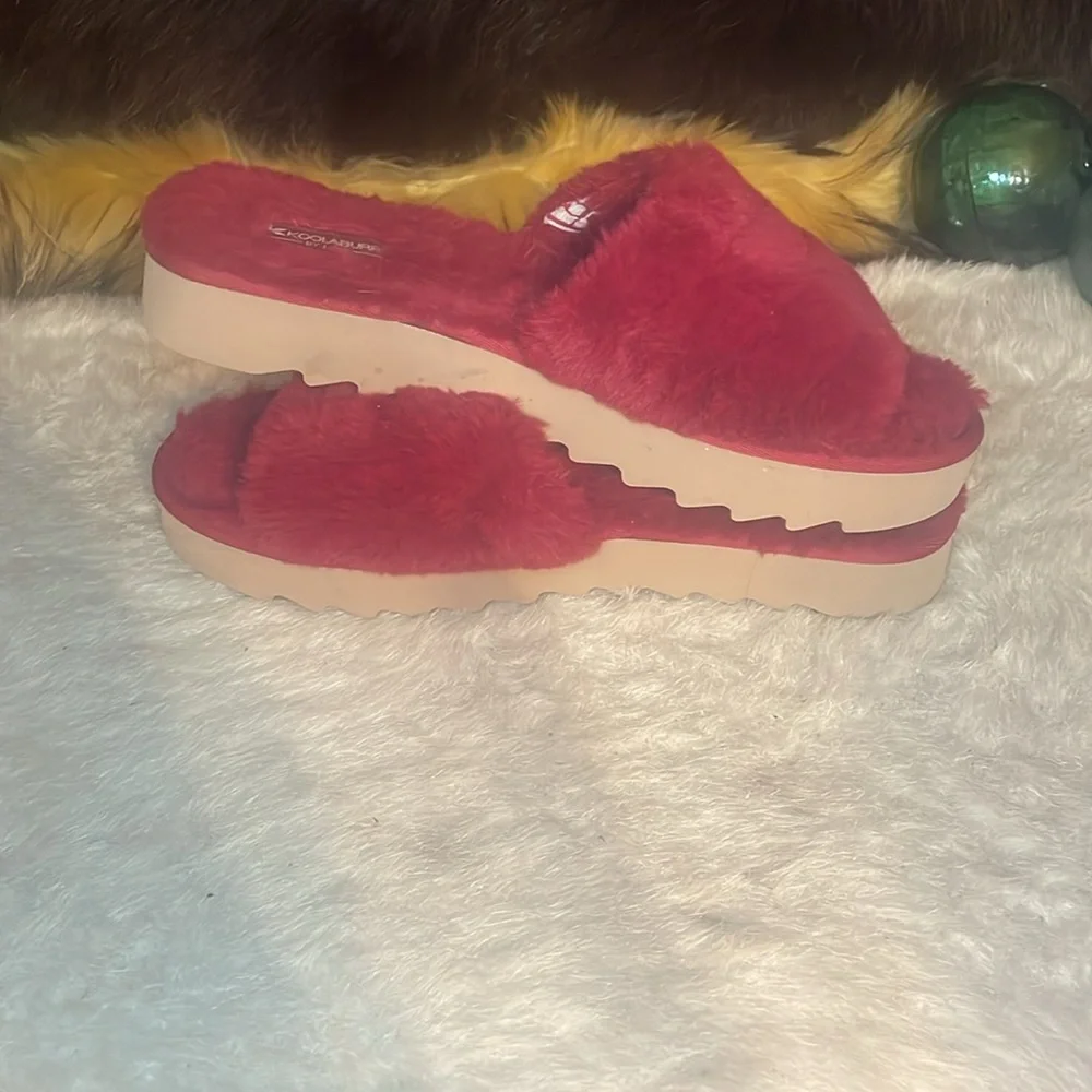 Kookaburra by Ugg slippers size 9 (100) - Picture 5 of 6